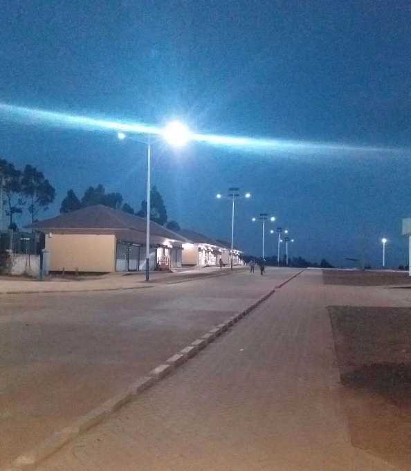 柯桥区非洲科特迪瓦太阳能路灯工程